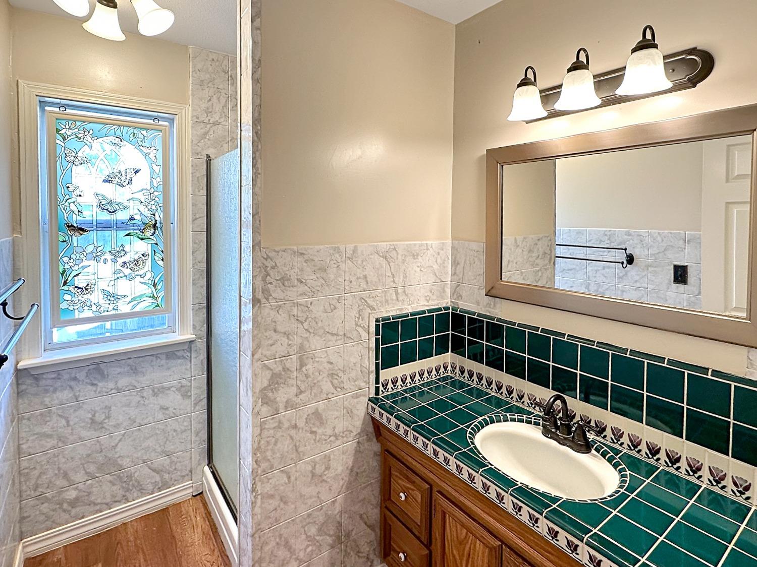 Detail Gallery Image 16 of 26 For 11411 Madrone Ct, Auburn,  CA 95602 - 3 Beds | 2/1 Baths