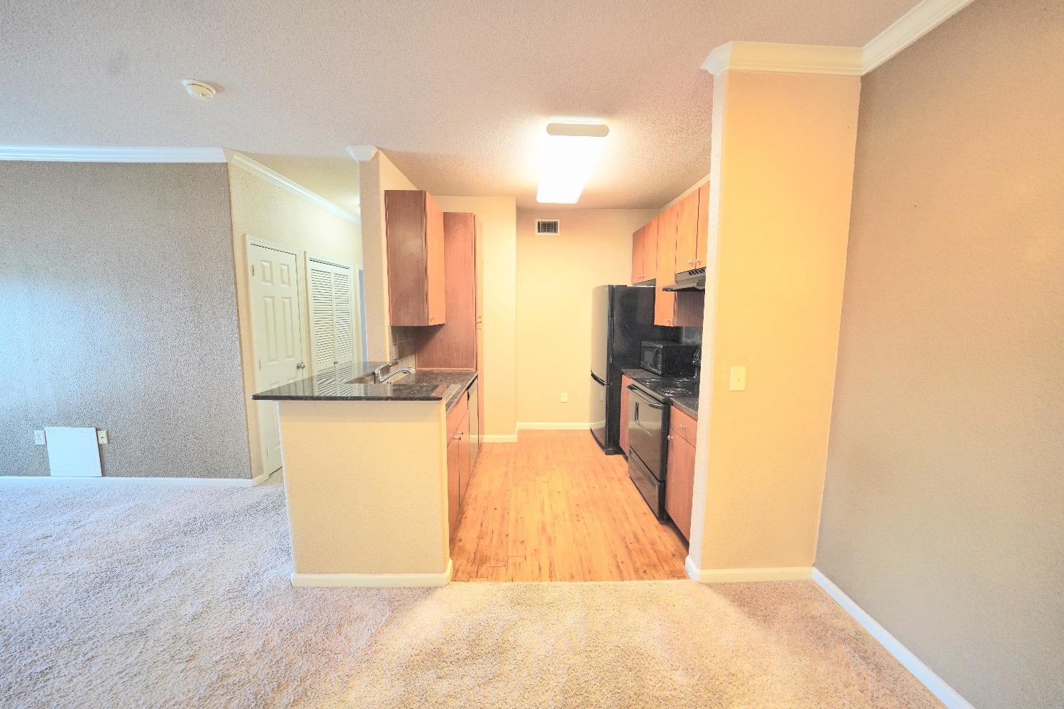 Detail Gallery Image 9 of 31 For 8434 Walerga Rd #233,  Antelope,  CA 95843 - 2 Beds | 2 Baths