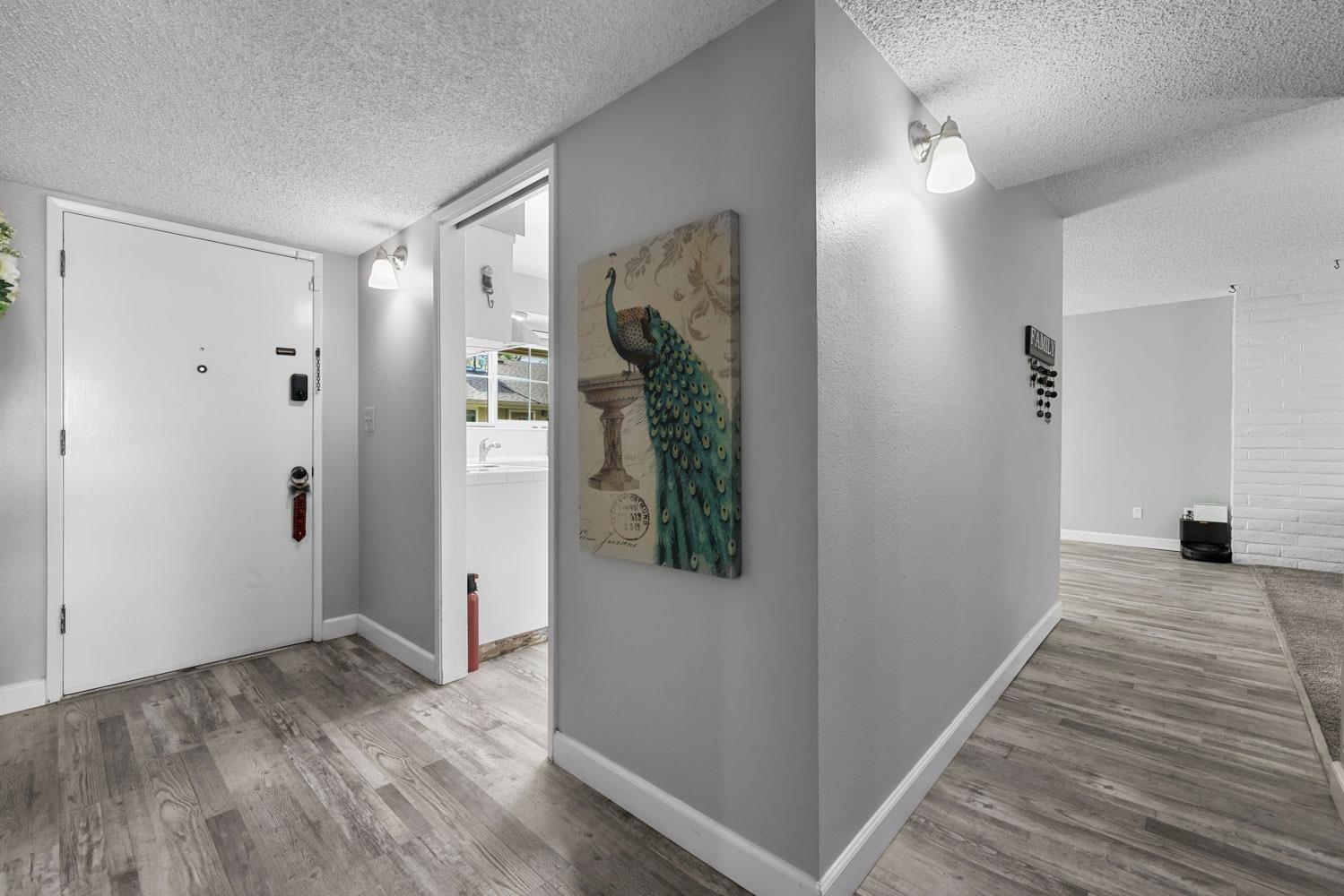 Detail Gallery Image 4 of 24 For 617 W Granger Ave #10,  Modesto,  CA 95350 - 3 Beds | 2 Baths