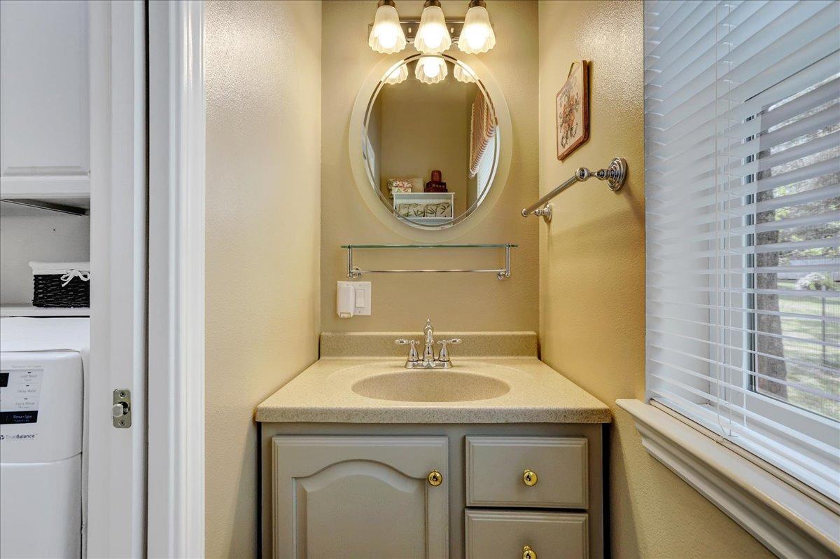 Detail Gallery Image 26 of 72 For 13750 Strawberry Cir, Penn Valley,  CA 95946 - 3 Beds | 2/2 Baths