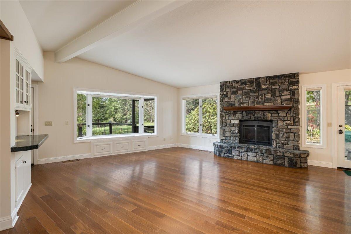 Detail Gallery Image 13 of 71 For 16794 Alioto Dr, Grass Valley,  CA 95949 - 2 Beds | 2/1 Baths