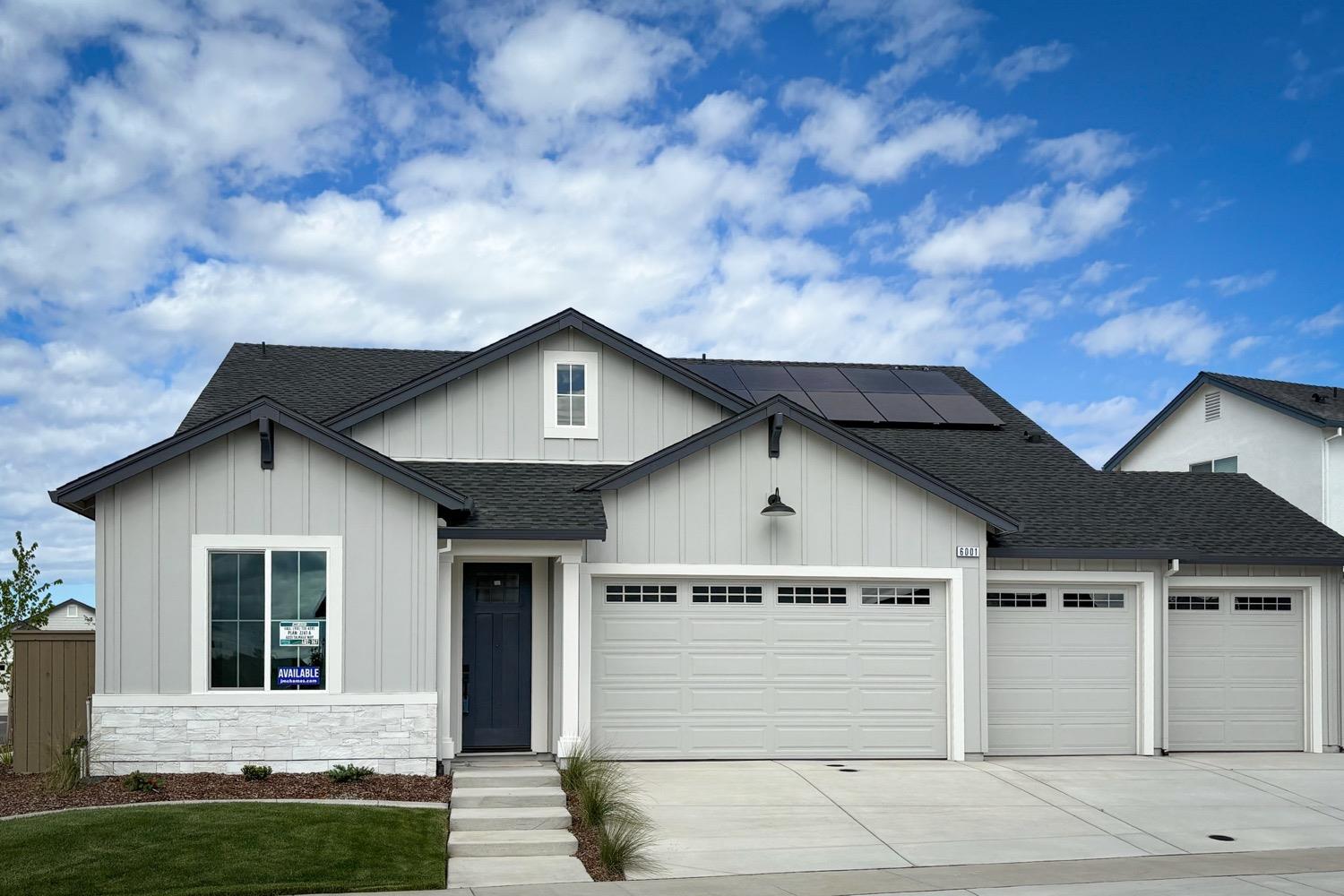 Photo of 6001 Talmage Wy in Roseville, CA