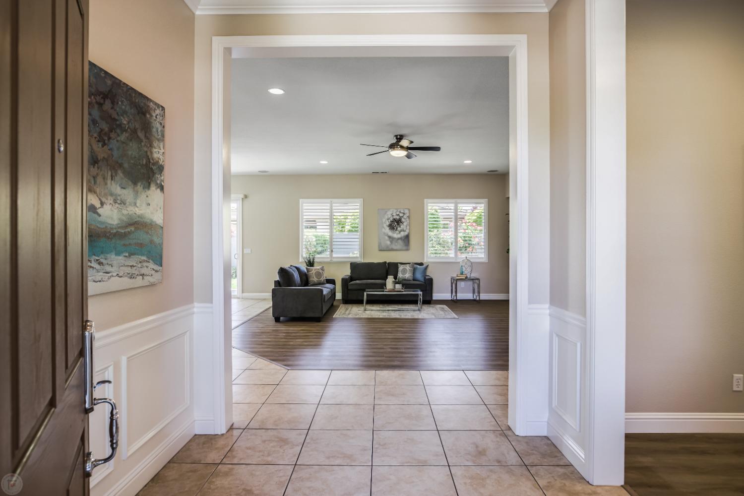 Detail Gallery Image 6 of 93 For 2411 Belle Glade Ln, Manteca,  CA 95336 - 2 Beds | 2/1 Baths