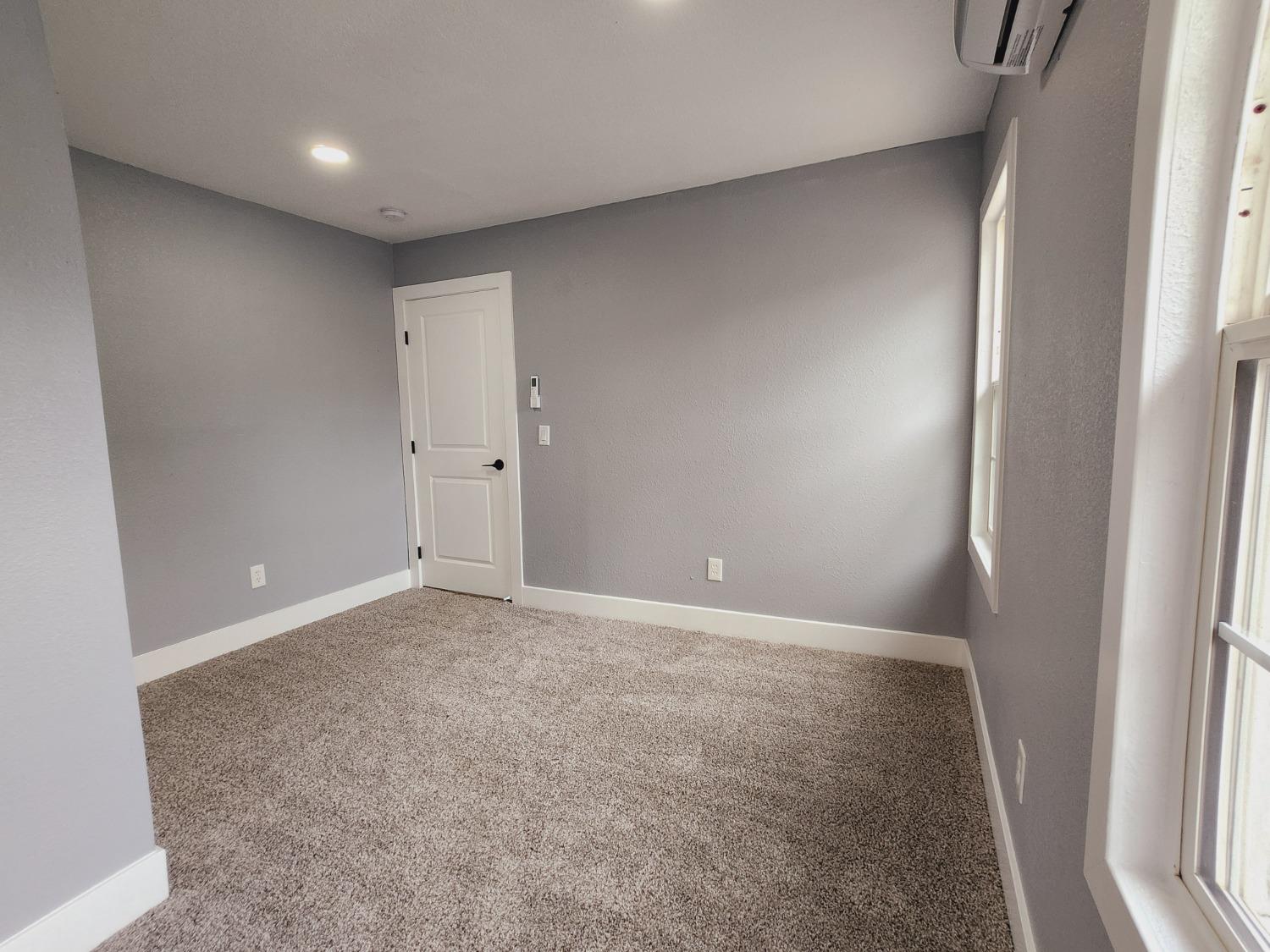 Detail Gallery Image 15 of 31 For 1732 Roanoke Ave, Sacramento,  CA 95838 - 2 Beds | 2 Baths