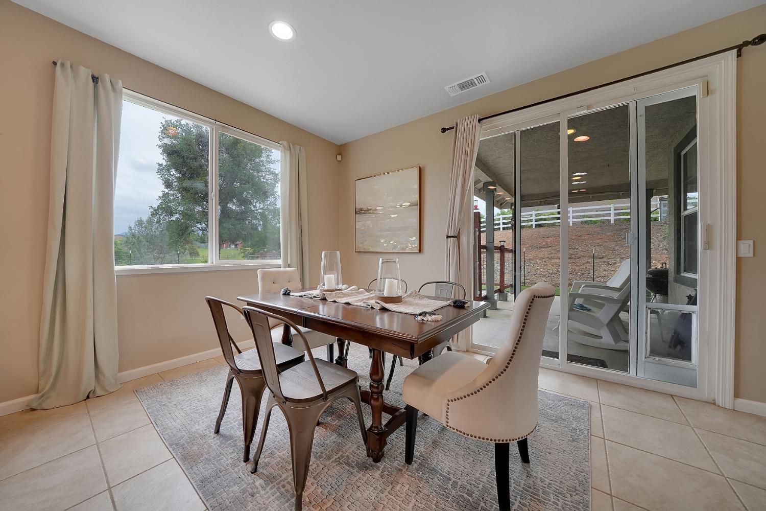 Detail Gallery Image 28 of 90 For 150 Bridlewood Ln, Copperopolis,  CA 95228 - 3 Beds | 2/1 Baths