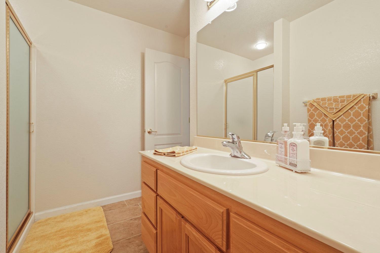 Detail Gallery Image 21 of 46 For 641 Village Dr, Galt,  CA 95632 - 2 Beds | 2 Baths