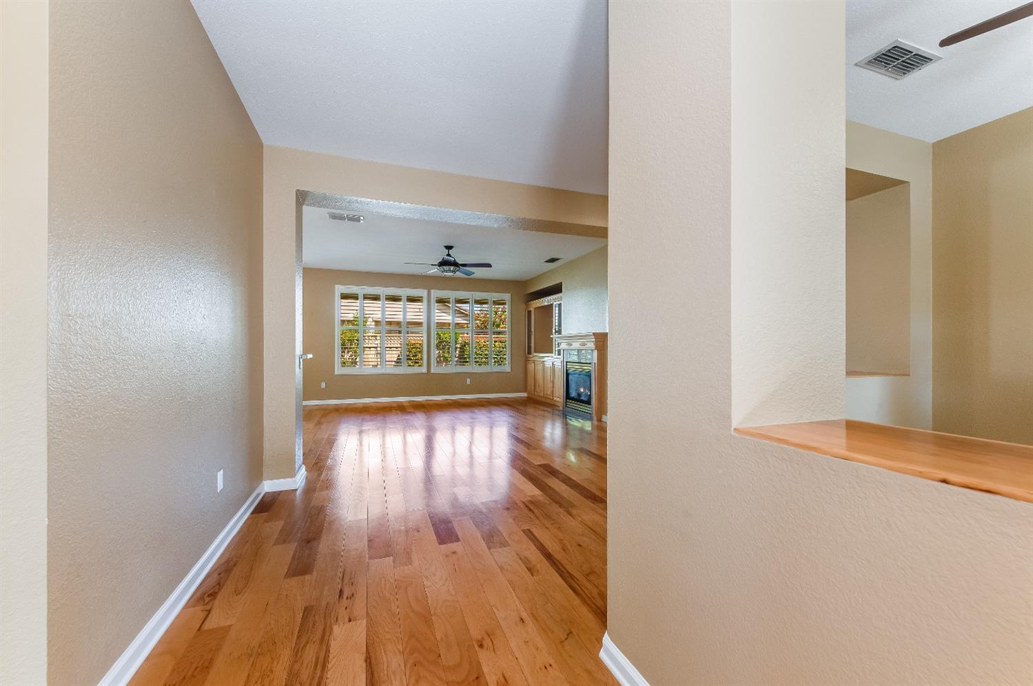 Detail Gallery Image 14 of 56 For 656 Gold Strike Ct, Lincoln,  CA 95648 - 2 Beds | 2 Baths