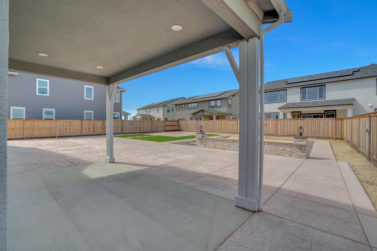 Detail Gallery Image 40 of 49 For 17311 S Polaris Ct Ct, Lathrop,  CA 95330 - 6 Beds | 4/1 Baths