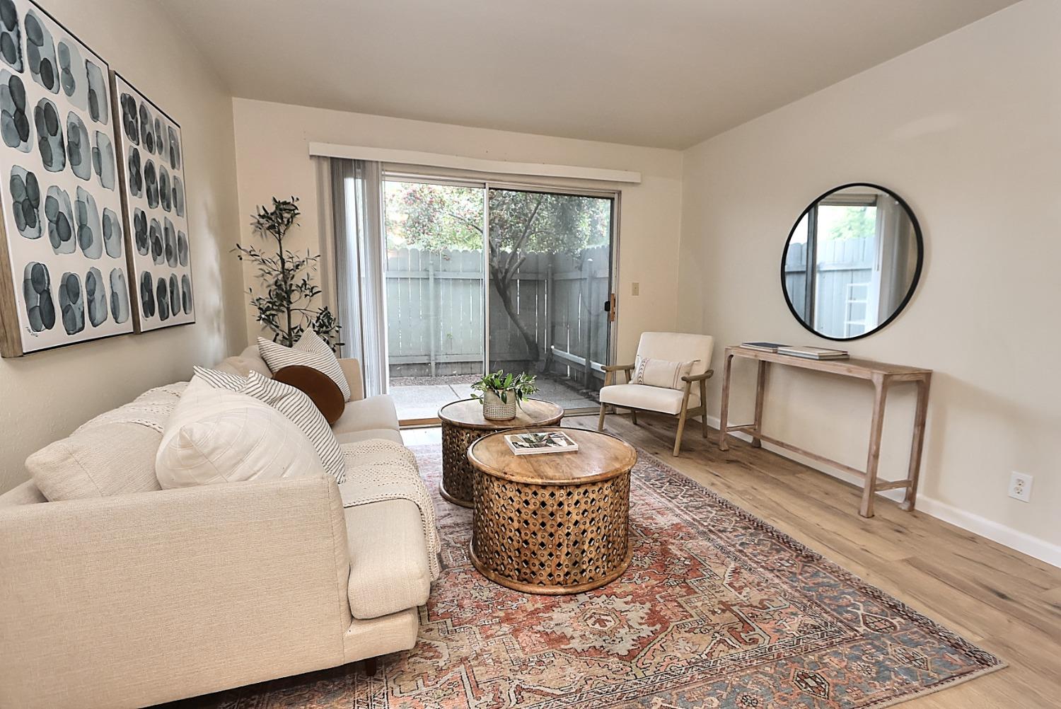 Detail Gallery Image 5 of 59 For 2950 Marconi Ave #108,  Sacramento,  CA 95821 - 1 Beds | 1 Baths