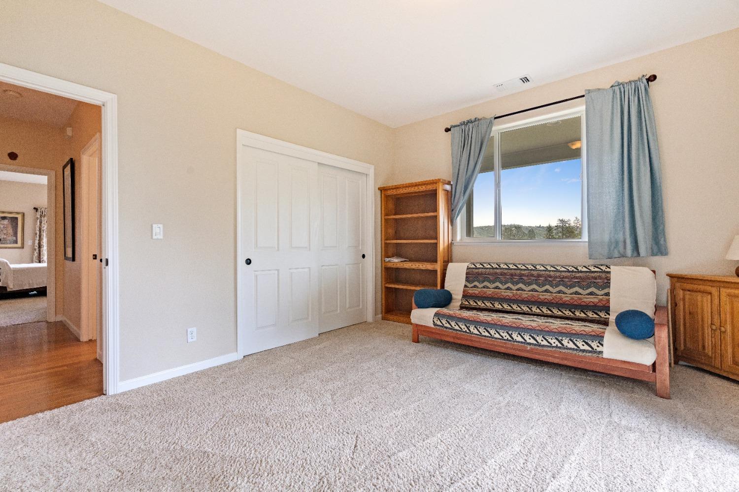 Detail Gallery Image 14 of 71 For 18061 Piper Ln, Penn Valley,  CA 95946 - 3 Beds | 3 Baths