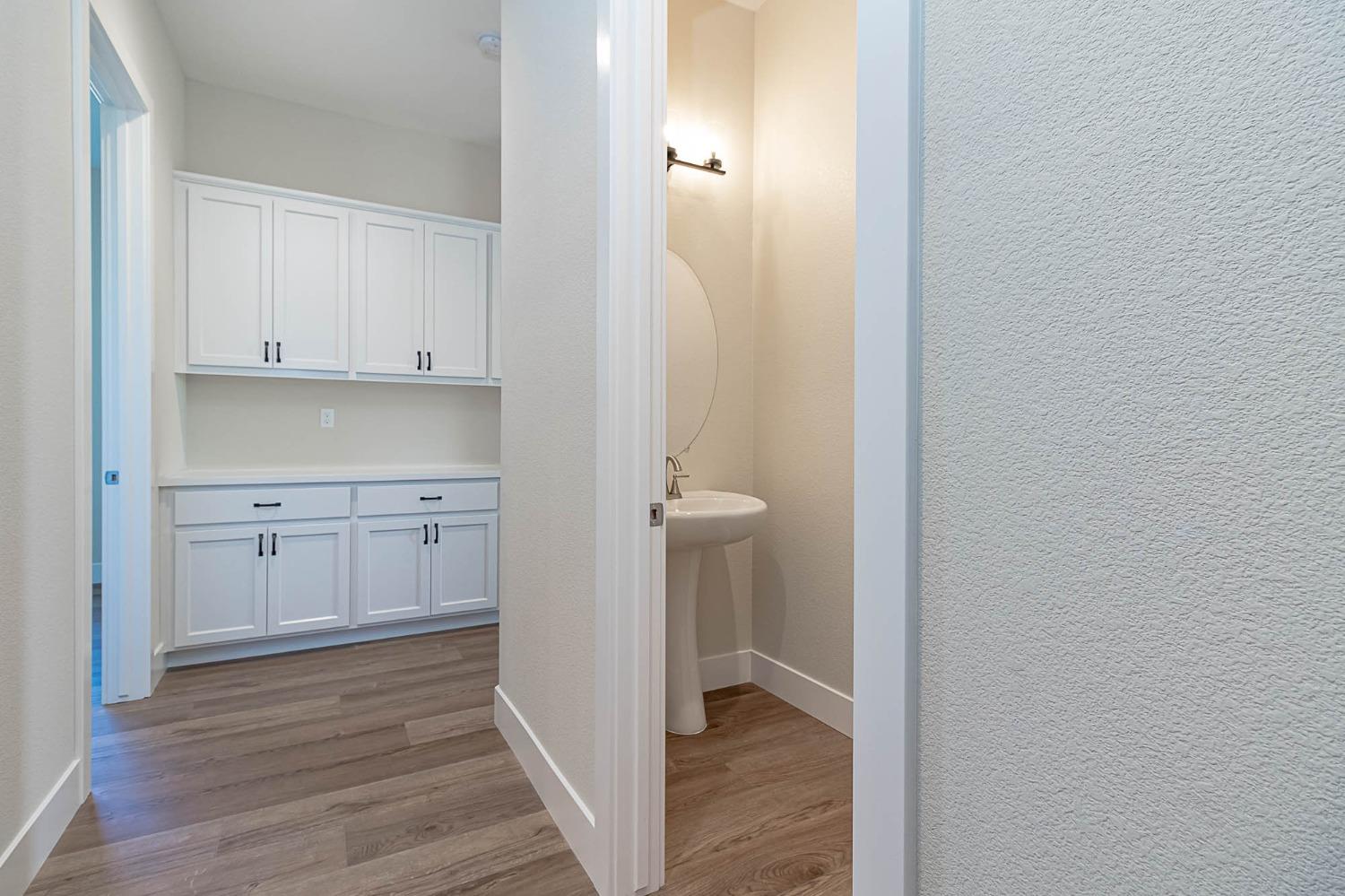 Detail Gallery Image 17 of 20 For 1027 Longview Dr, Oakdale,  CA 95361 - 4 Beds | 2/1 Baths