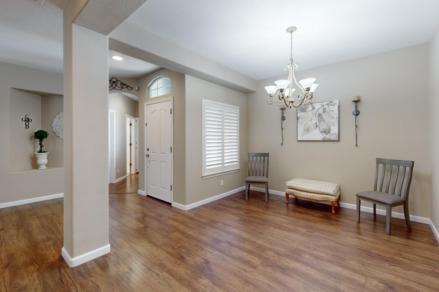 Detail Gallery Image 3 of 53 For 1809 Tumber Way, Yuba City,  CA 95993 - 3 Beds | 2 Baths