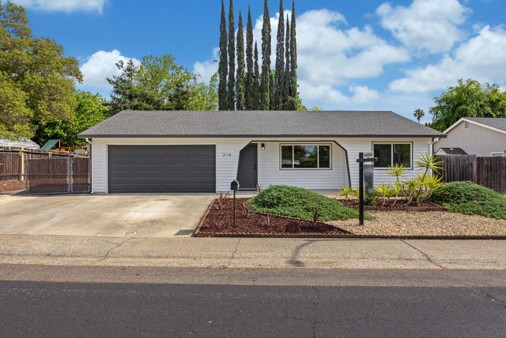 Discover the epitome of Folsom living in this meticulously renovated home boasting 1145 sq ft of ref