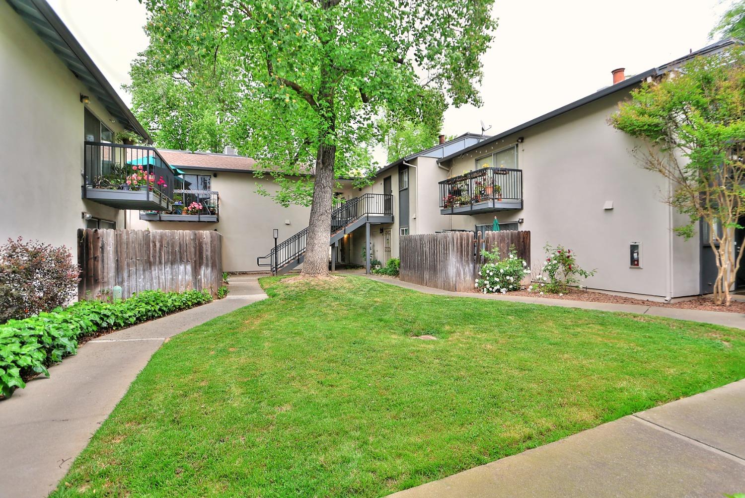 Detail Gallery Image 53 of 59 For 2950 Marconi Ave #108,  Sacramento,  CA 95821 - 1 Beds | 1 Baths