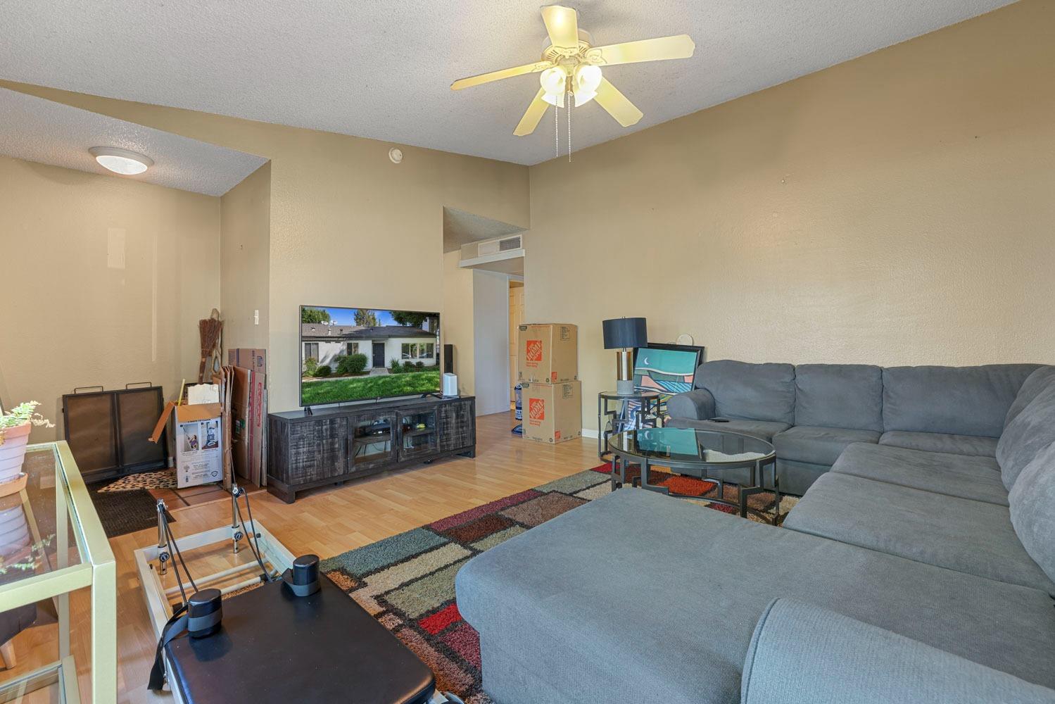 Detail Gallery Image 9 of 29 For 1313 Floyd Ave #107,  Modesto,  CA 95355 - 2 Beds | 1 Baths