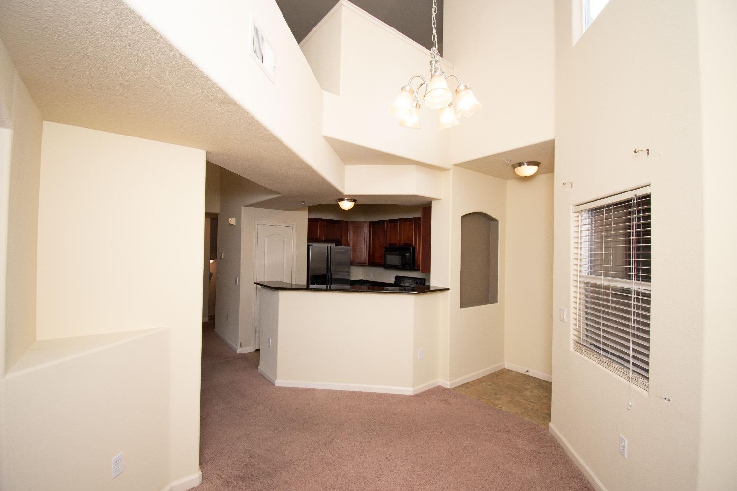 Detail Gallery Image 5 of 50 For 1900 Danbrook Dr, Sacramento,  CA 95835 - 2 Beds | 2 Baths