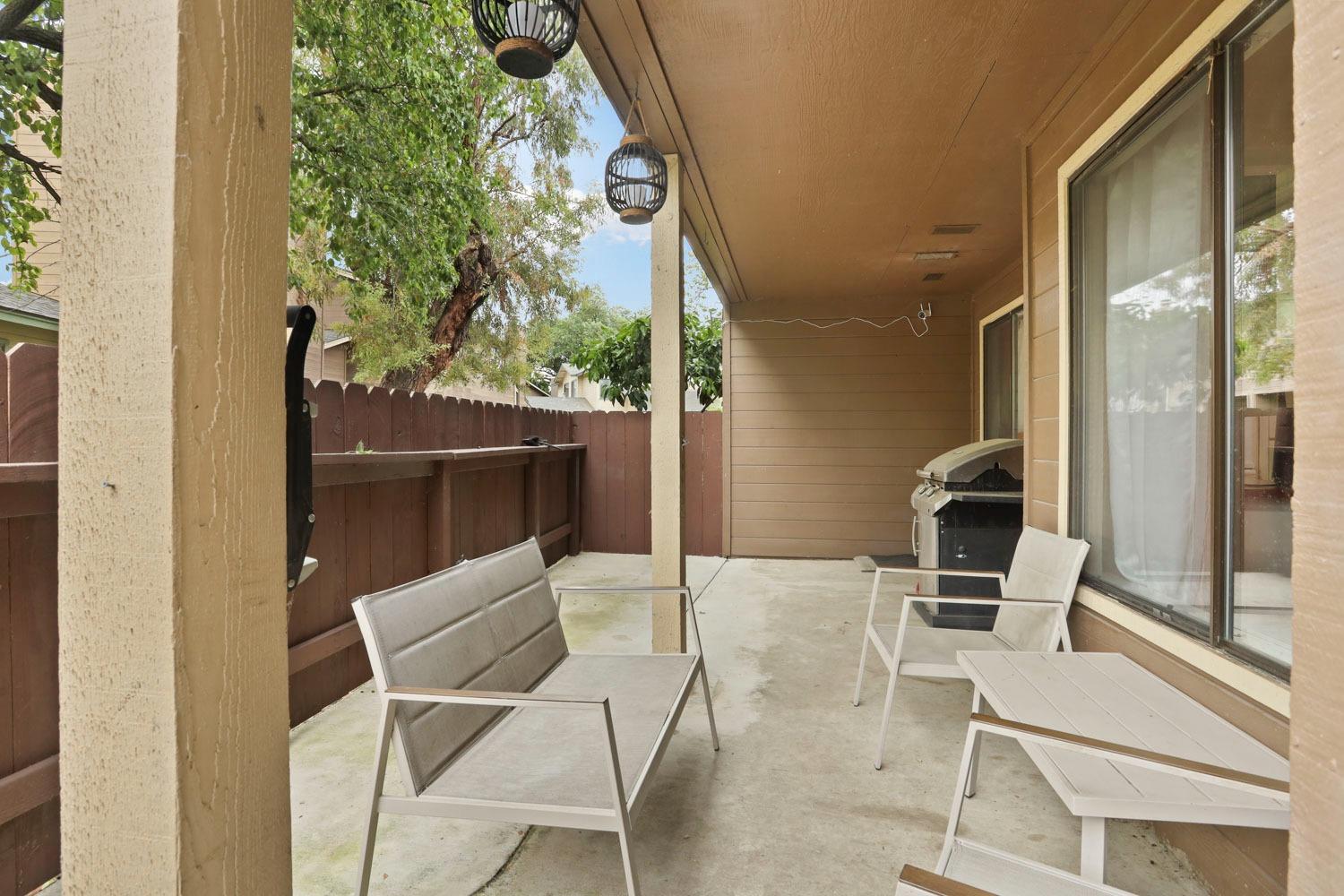 Detail Gallery Image 31 of 35 For 1924 Hacienda Dr, Stockton,  CA 95209 - 2 Beds | 1/1 Baths