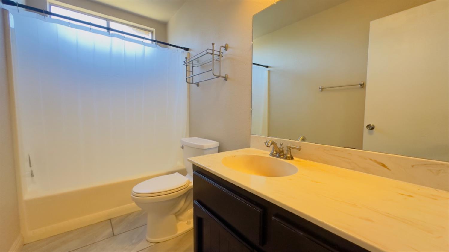 Detail Gallery Image 18 of 33 For 765 Berea Ct, Turlock,  CA 95382 - 3 Beds | 2 Baths