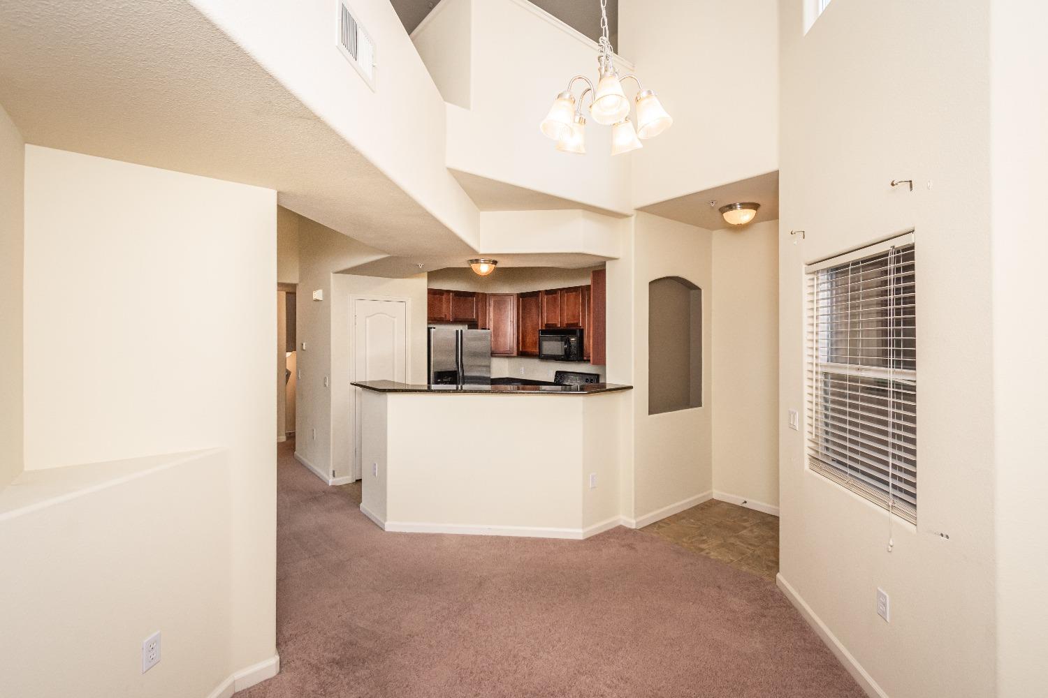 Detail Gallery Image 6 of 50 For 1900 Danbrook Dr, Sacramento,  CA 95835 - 2 Beds | 2 Baths