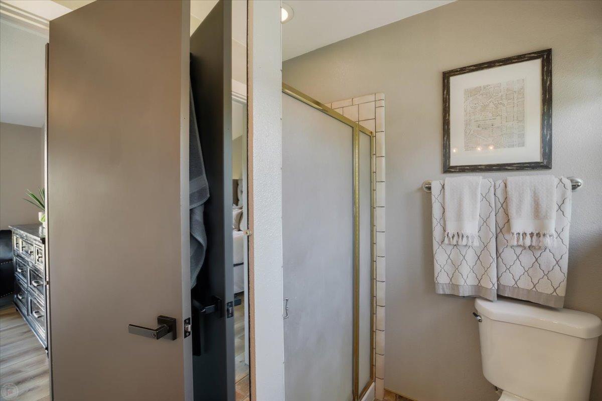 Detail Gallery Image 33 of 70 For 1298 River Bluff Dr, Oakdale,  CA 95361 - 3 Beds | 2/1 Baths