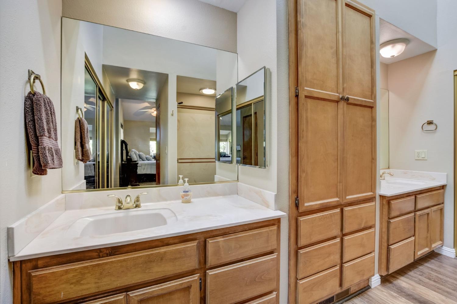 Detail Gallery Image 16 of 46 For 6175 Viewridge Dr, Auburn,  CA 95602 - 2 Beds | 2 Baths