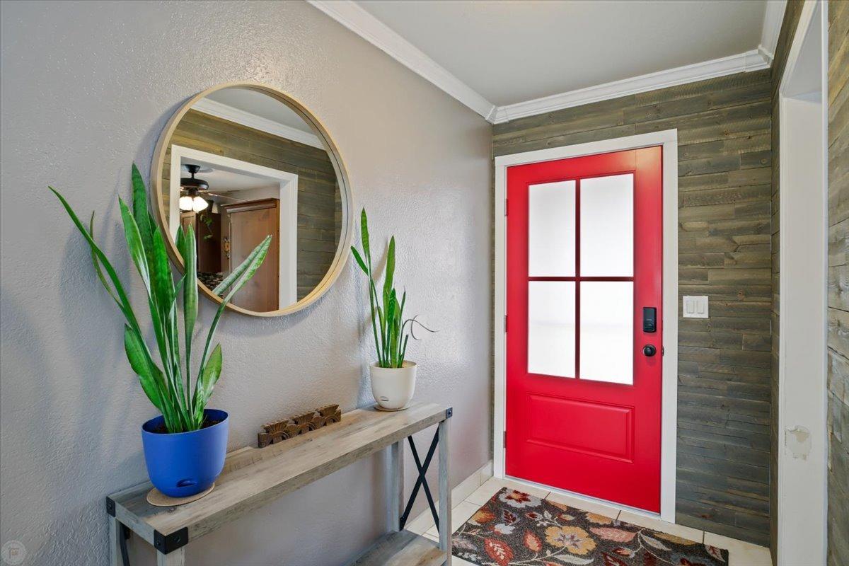 Detail Gallery Image 9 of 45 For 2500 Mira Flores Dr, Turlock,  CA 95380 - 3 Beds | 2 Baths
