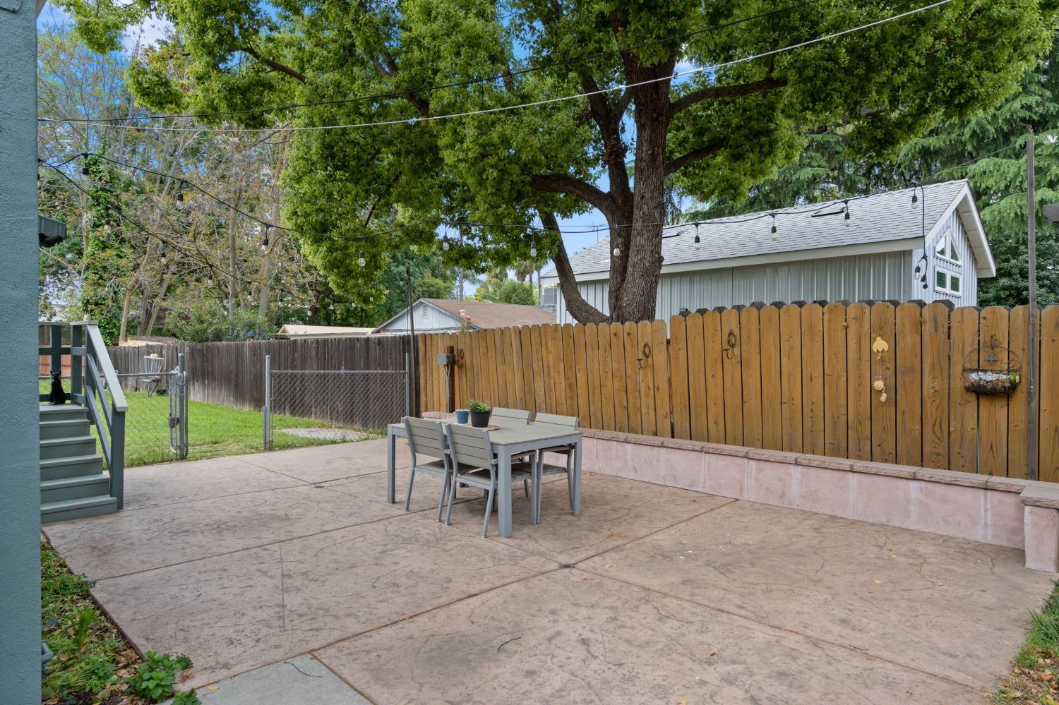 Detail Gallery Image 24 of 58 For 3028 9th Ave, Sacramento,  CA 95817 - 3 Beds | 2 Baths