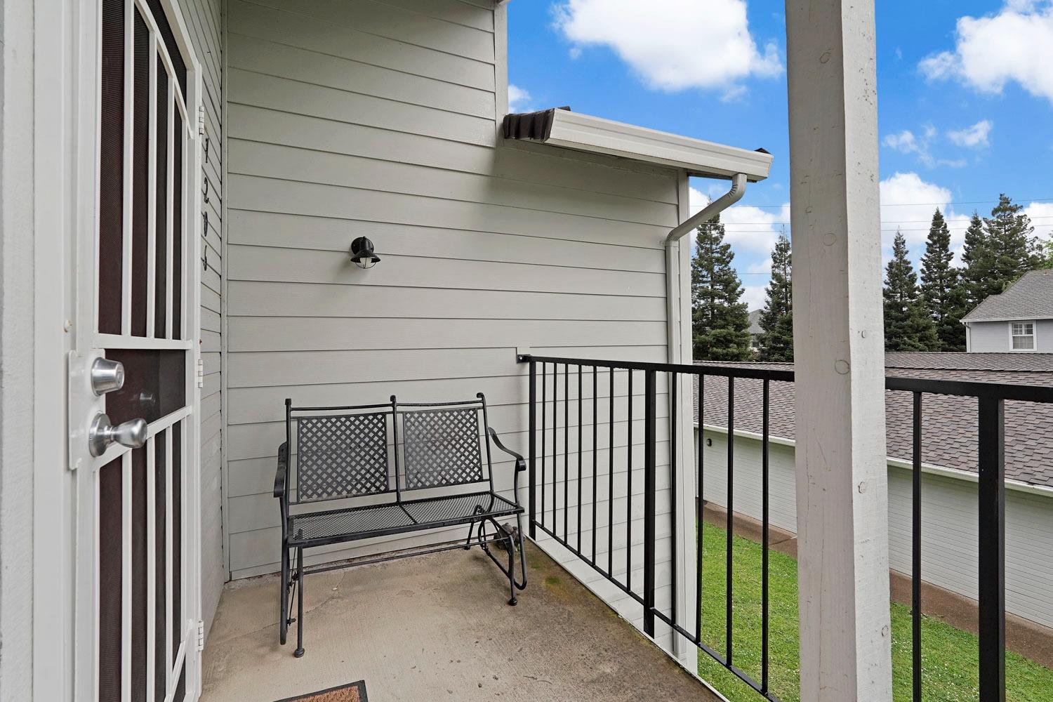 Detail Gallery Image 3 of 40 For 2400 Eilers Ln #1206,  Lodi,  CA 95242 - 2 Beds | 2 Baths