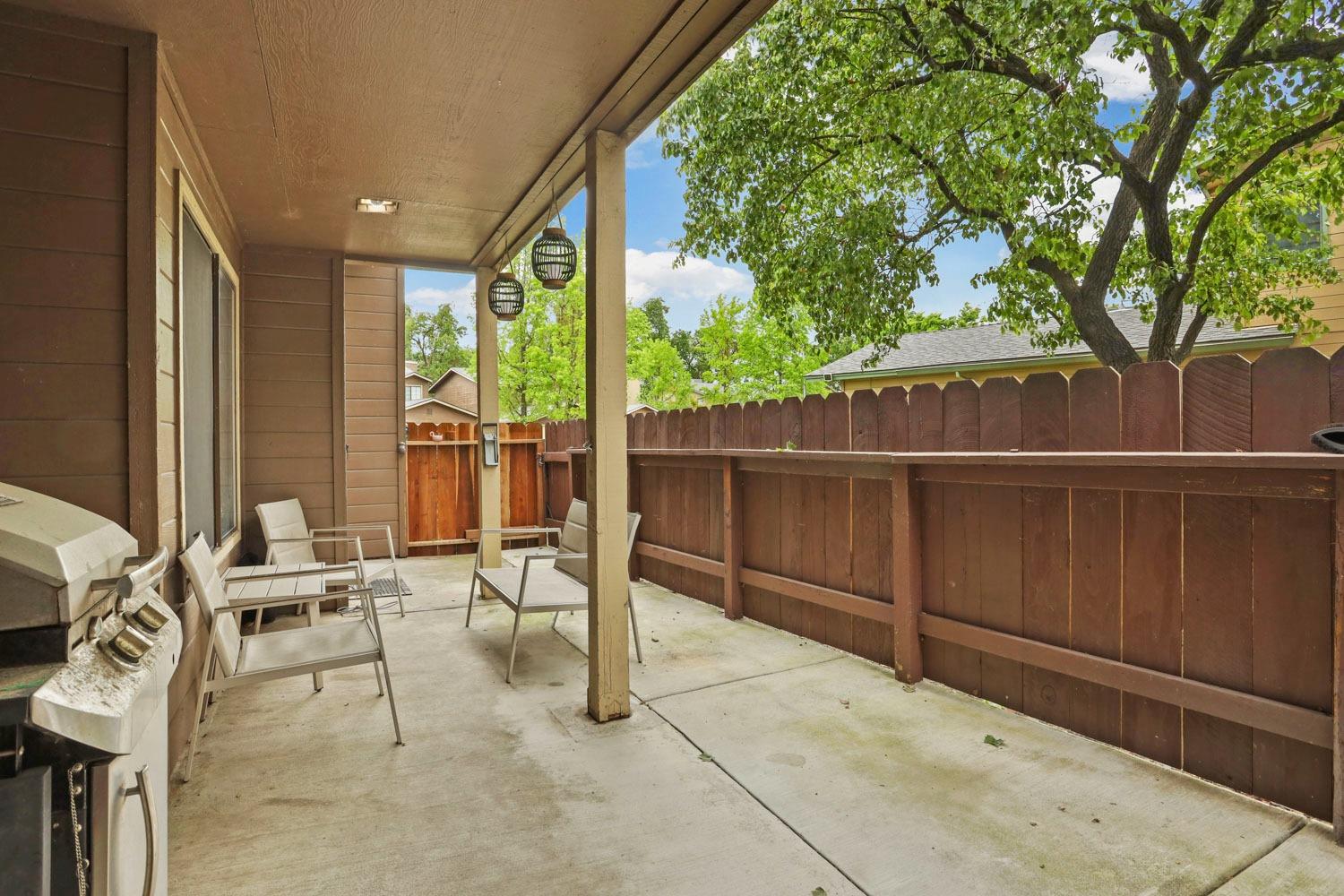 Detail Gallery Image 33 of 35 For 1924 Hacienda Dr, Stockton,  CA 95209 - 2 Beds | 1/1 Baths