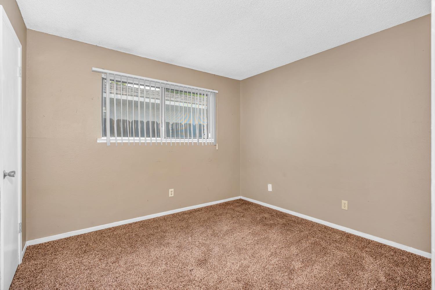 Detail Gallery Image 29 of 42 For 1435 Loughborough Dr, Merced,  CA 95348 - 3 Beds | 2 Baths