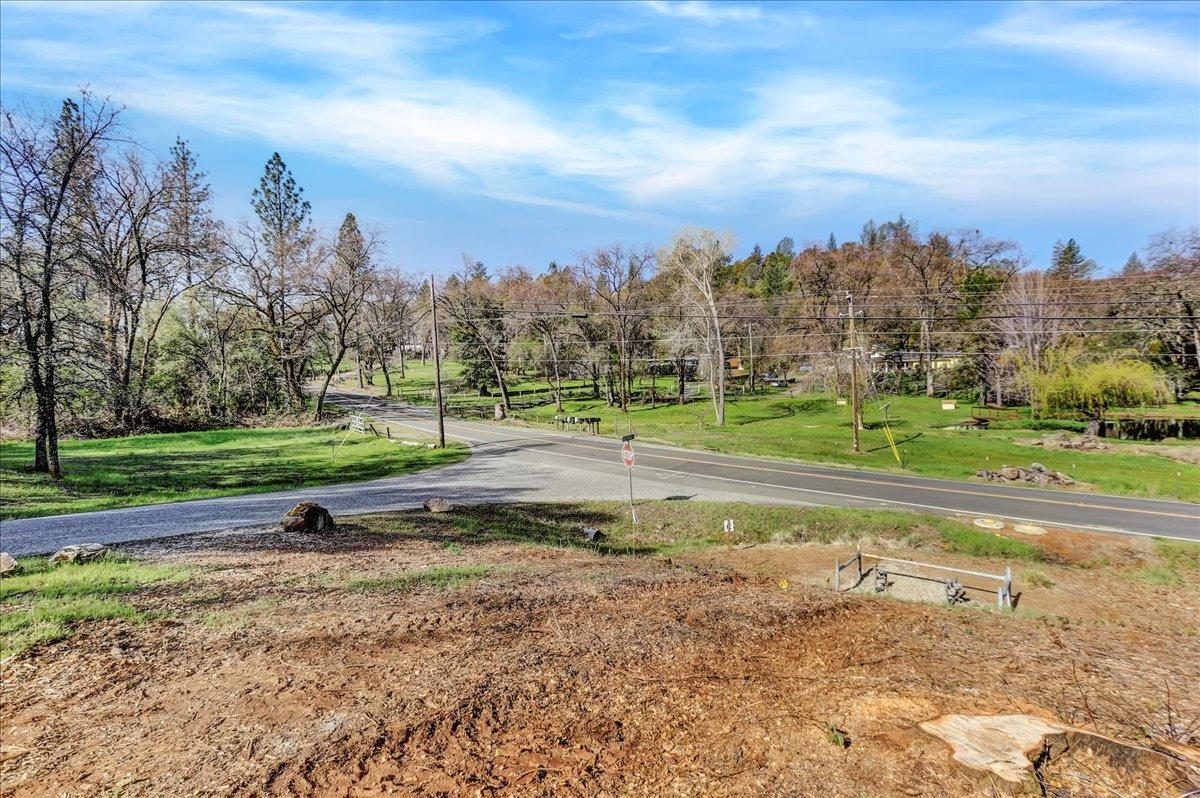 Photo of 16970 Southridge Dr in Penn Valley, CA