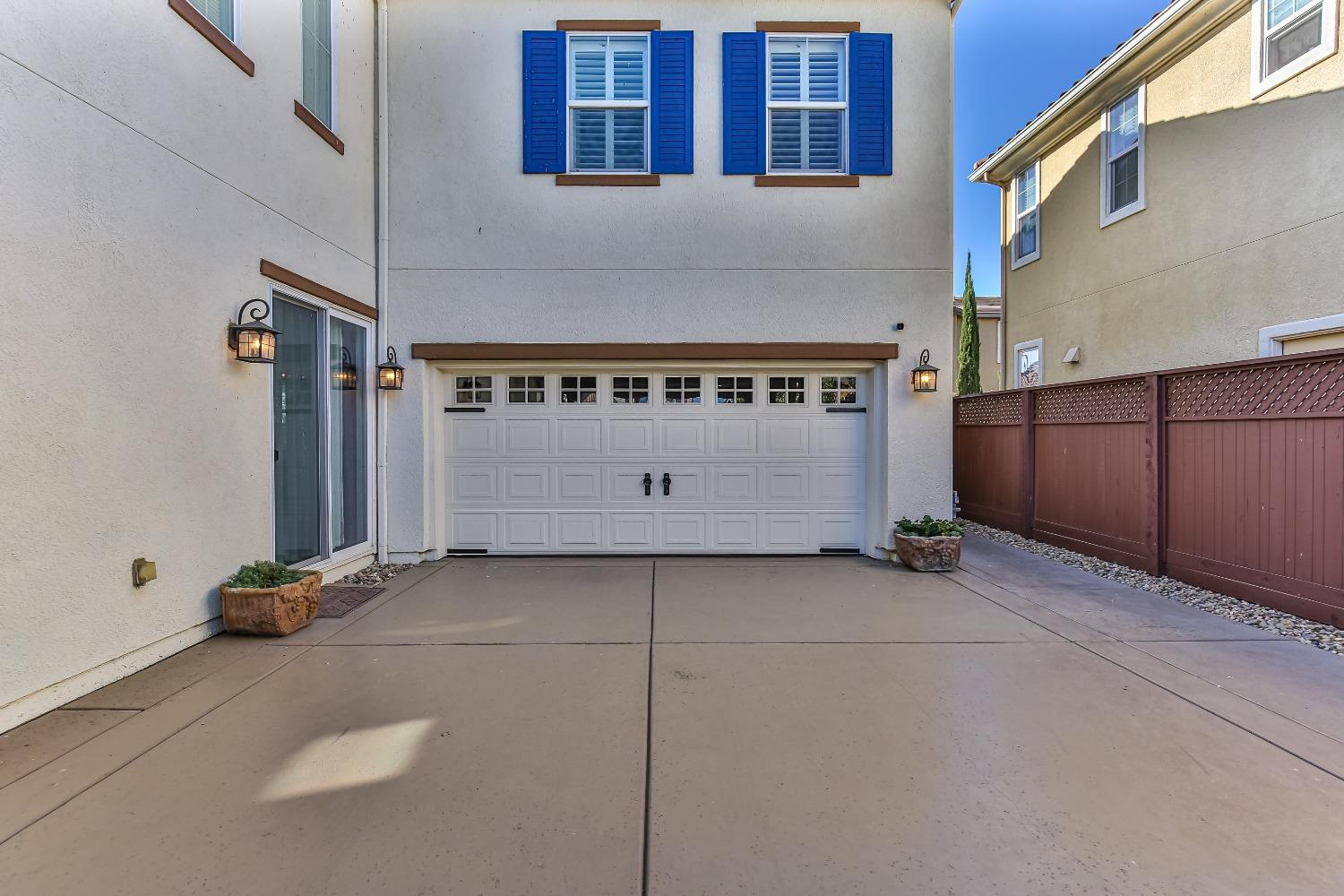 Detail Gallery Image 5 of 84 For 2800 Shinn Ct, Woodland,  CA 95776 - 4 Beds | 2/1 Baths