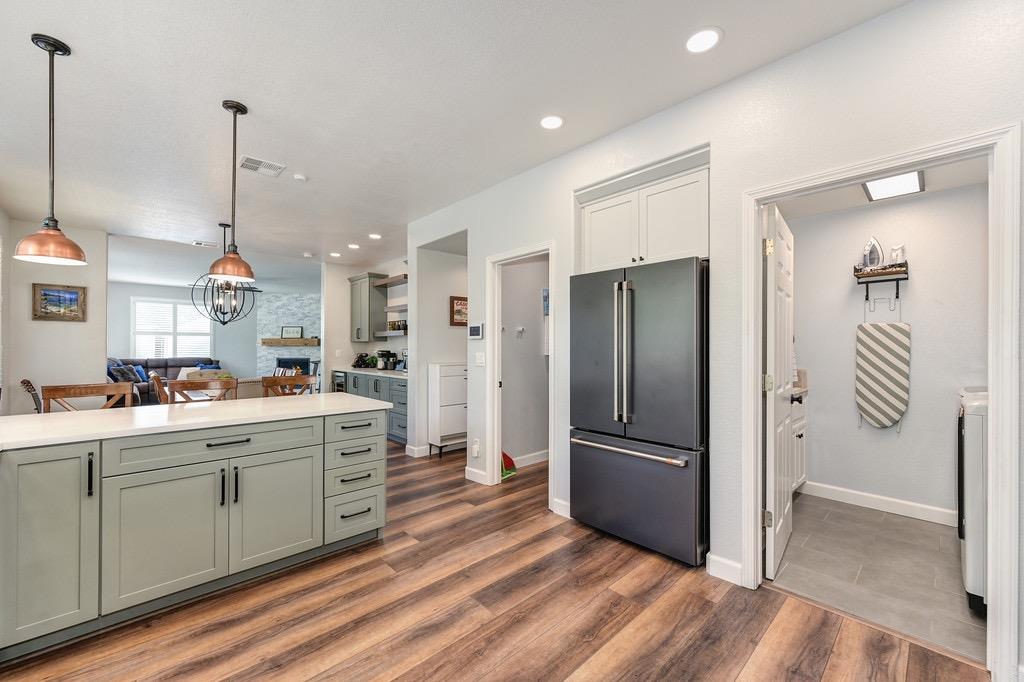 Detail Gallery Image 17 of 42 For 2909 Fox Hill Drive, Rocklin,  CA 95765 - 4 Beds | 2/1 Baths