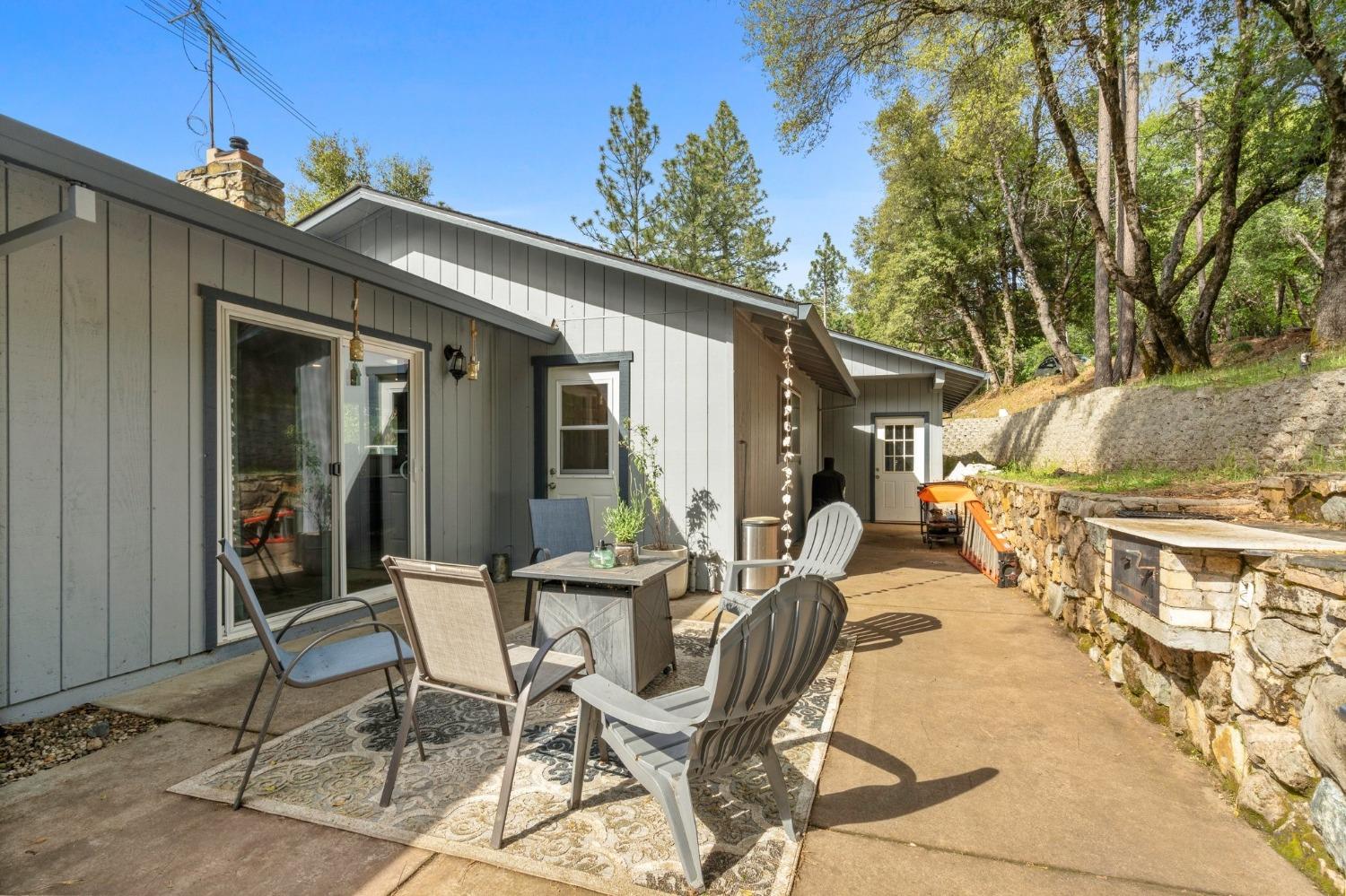 Detail Gallery Image 30 of 42 For 3855 Nugget Ln, Placerville,  CA 95667 - 3 Beds | 2 Baths