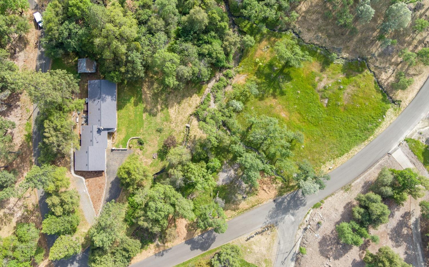 Detail Gallery Image 35 of 42 For 3855 Nugget Ln, Placerville,  CA 95667 - 3 Beds | 2 Baths
