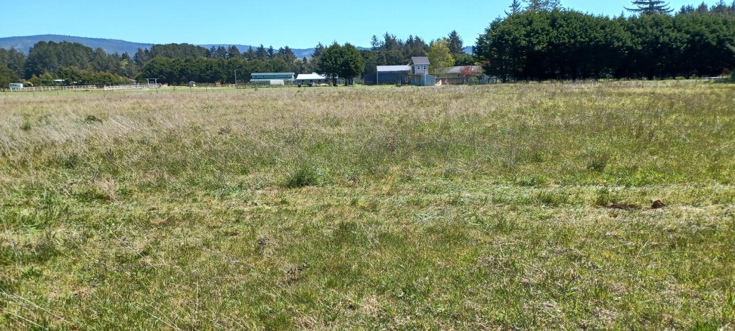 Photo of 1300-B Morehead Rd in Crescent City, CA