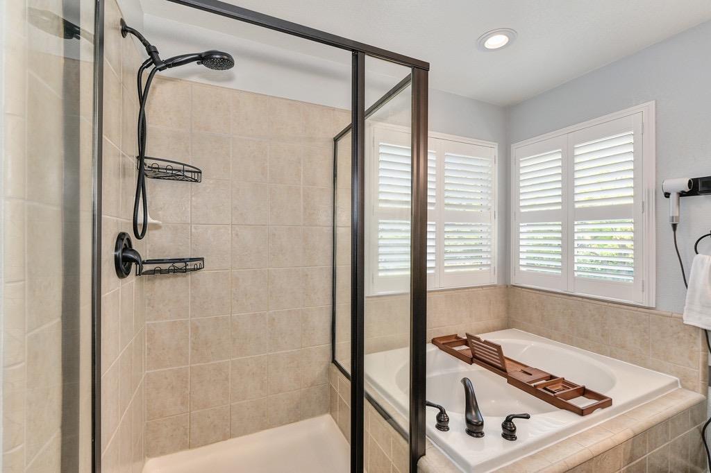 Detail Gallery Image 31 of 42 For 2909 Fox Hill Drive, Rocklin,  CA 95765 - 4 Beds | 2/1 Baths
