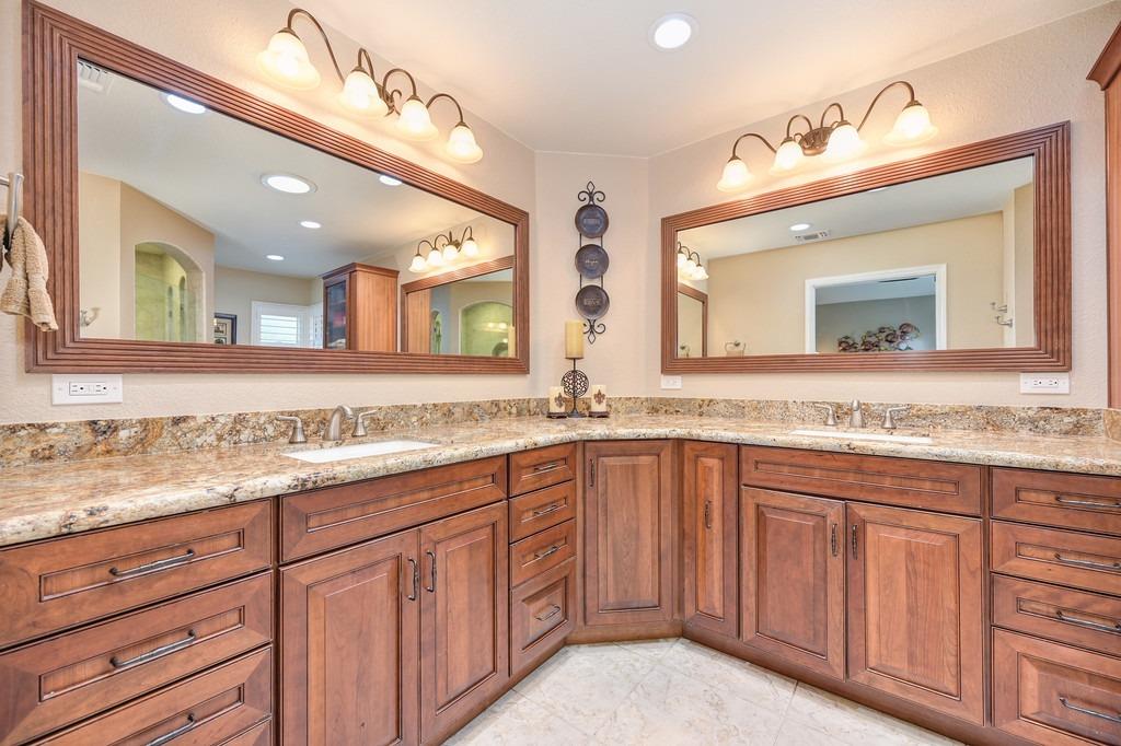 Detail Gallery Image 29 of 61 For 1309 Meadowvista Way, Roseville,  CA 95661 - 3 Beds | 2 Baths