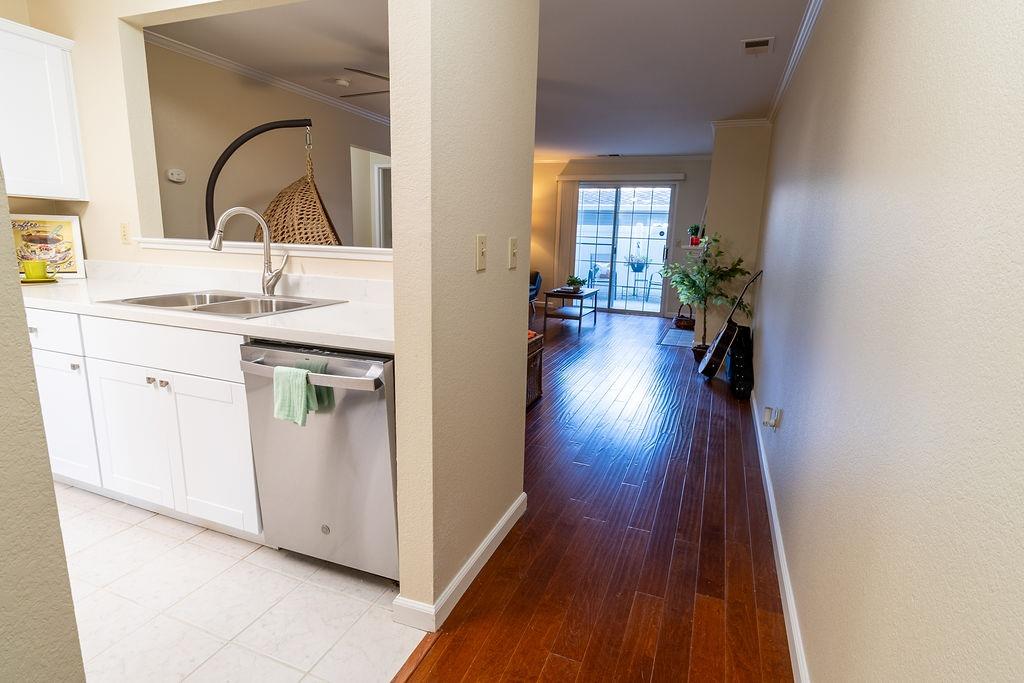 Detail Gallery Image 6 of 38 For 2400 Eilers Ln #1601,  Lodi,  CA 95242 - 3 Beds | 2 Baths