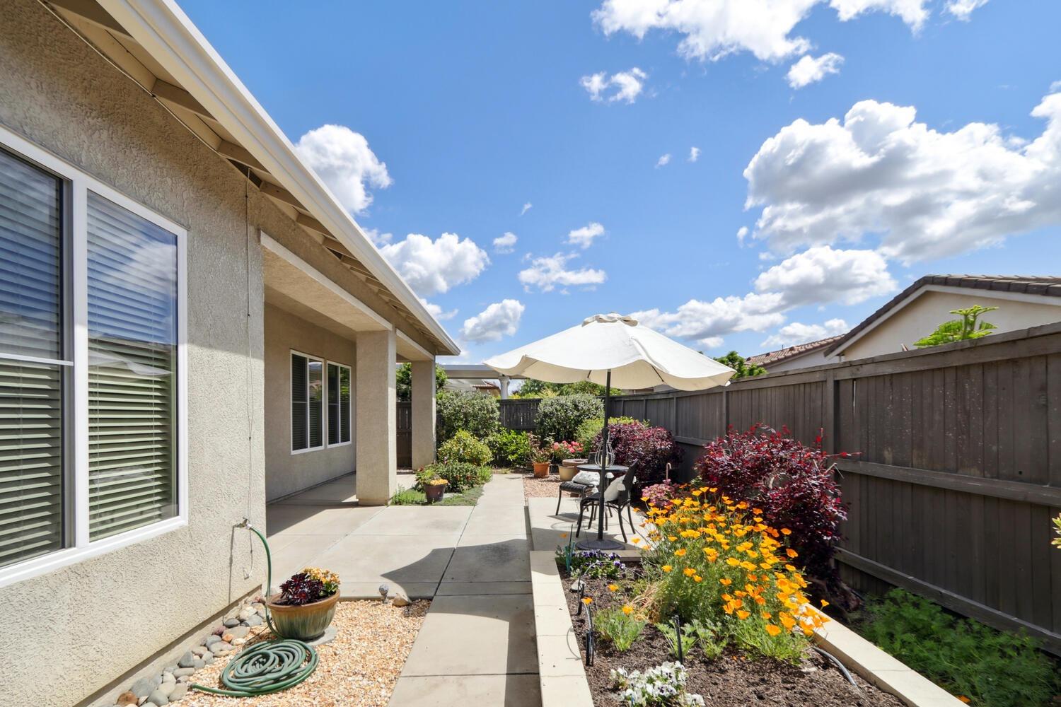 Detail Gallery Image 50 of 82 For 237 Mill Valley Cir, Sacramento,  CA 95835 - 2 Beds | 2 Baths