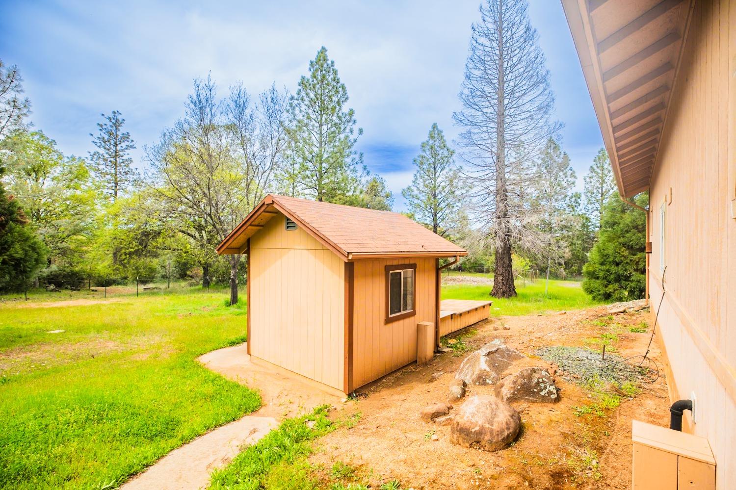 Detail Gallery Image 24 of 48 For 9401 Thomas Way, Oregon House,  CA 95962 - 2 Beds | 2 Baths