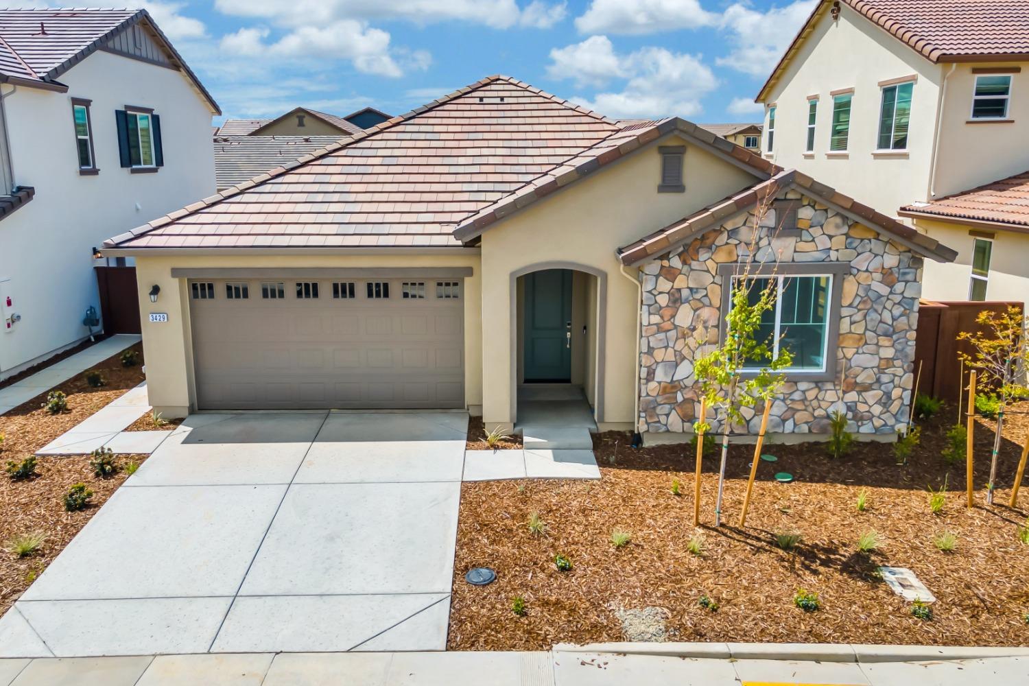 Detail Gallery Image 37 of 46 For 3429 Discovery Dr, Folsom,  CA 95630 - 3 Beds | 2 Baths