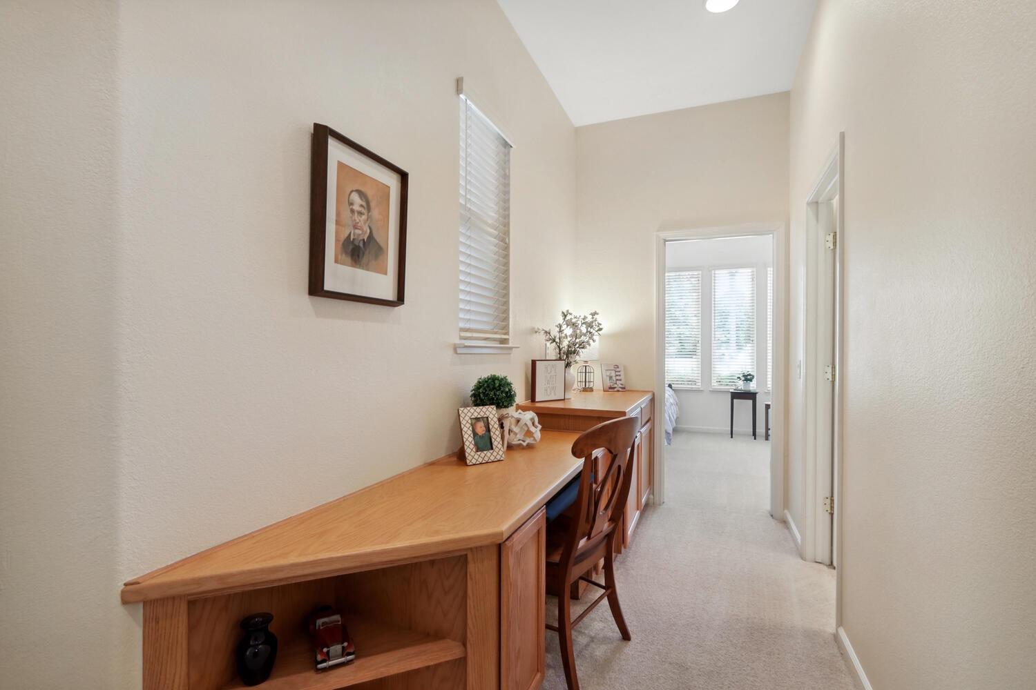 Detail Gallery Image 37 of 82 For 237 Mill Valley Cir, Sacramento,  CA 95835 - 2 Beds | 2 Baths