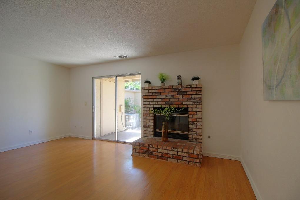 Detail Gallery Image 9 of 39 For 4085 Dale Rd #E,  Modesto,  CA 95356 - 2 Beds | 1/1 Baths