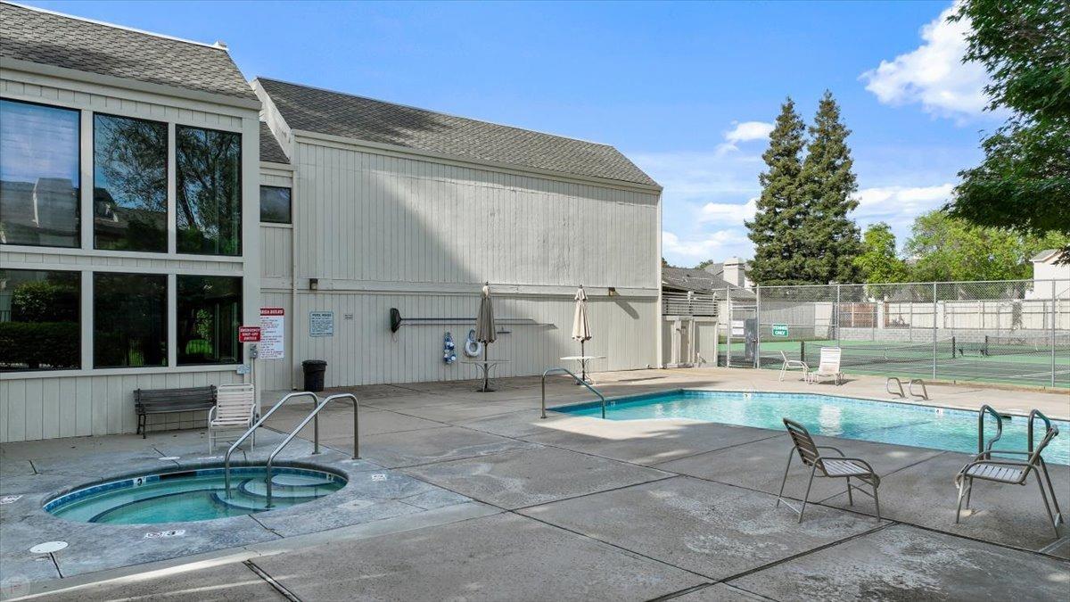 Detail Gallery Image 44 of 48 For 1111 Cedar Creek Dr #27,  Modesto,  CA 95355 - 2 Beds | 2 Baths
