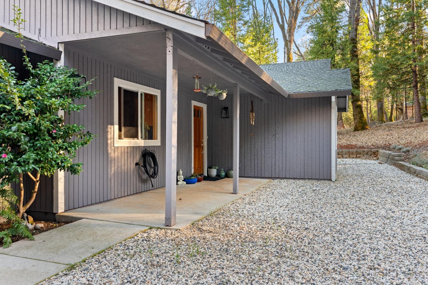 Detail Gallery Image 15 of 71 For 13644 Edgewood Dr, Grass Valley,  CA 95945 - 3 Beds | 2 Baths