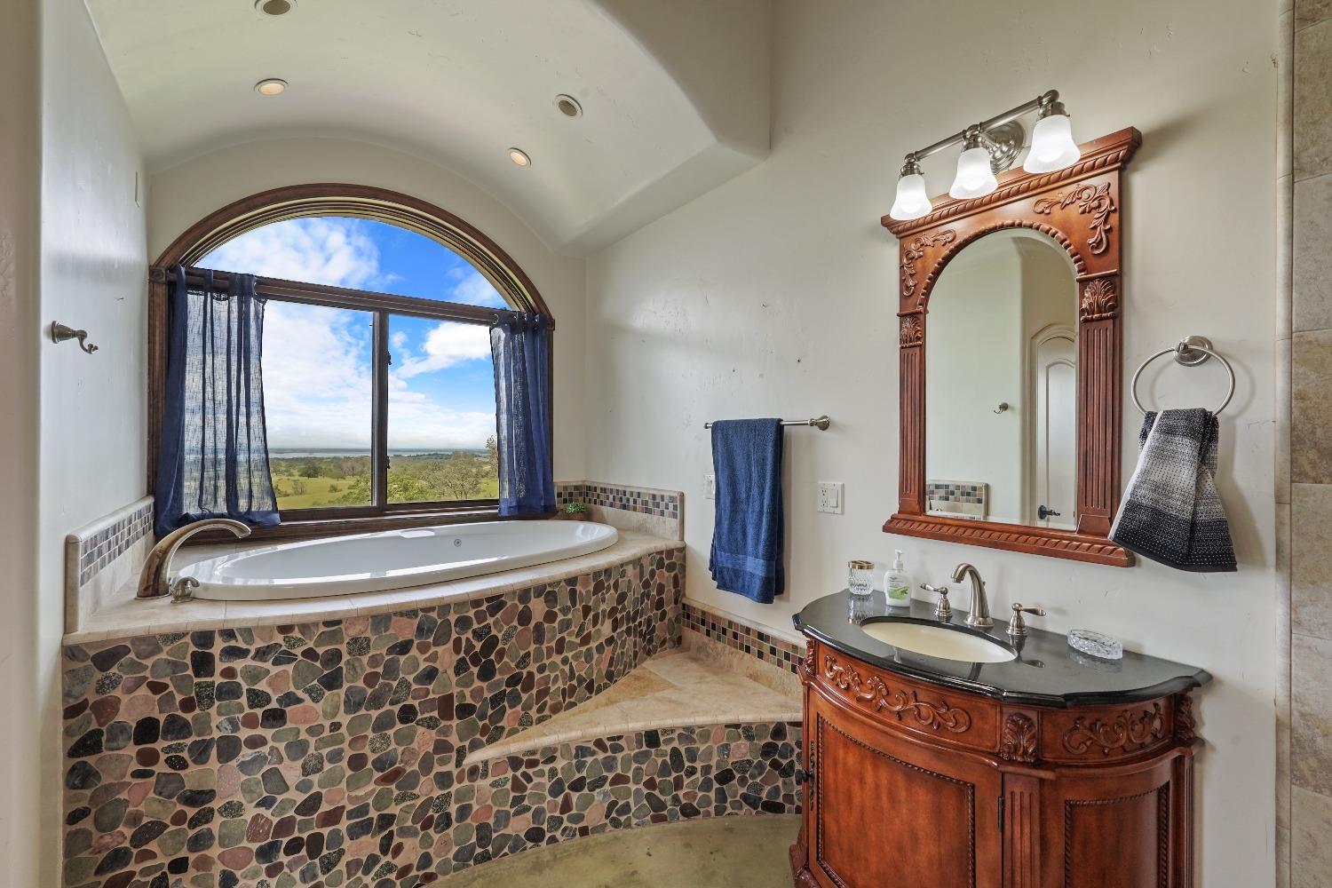 Detail Gallery Image 61 of 86 For 5300 Camanche Pkwy, Ione,  CA 95640 - 4 Beds | 3/1 Baths