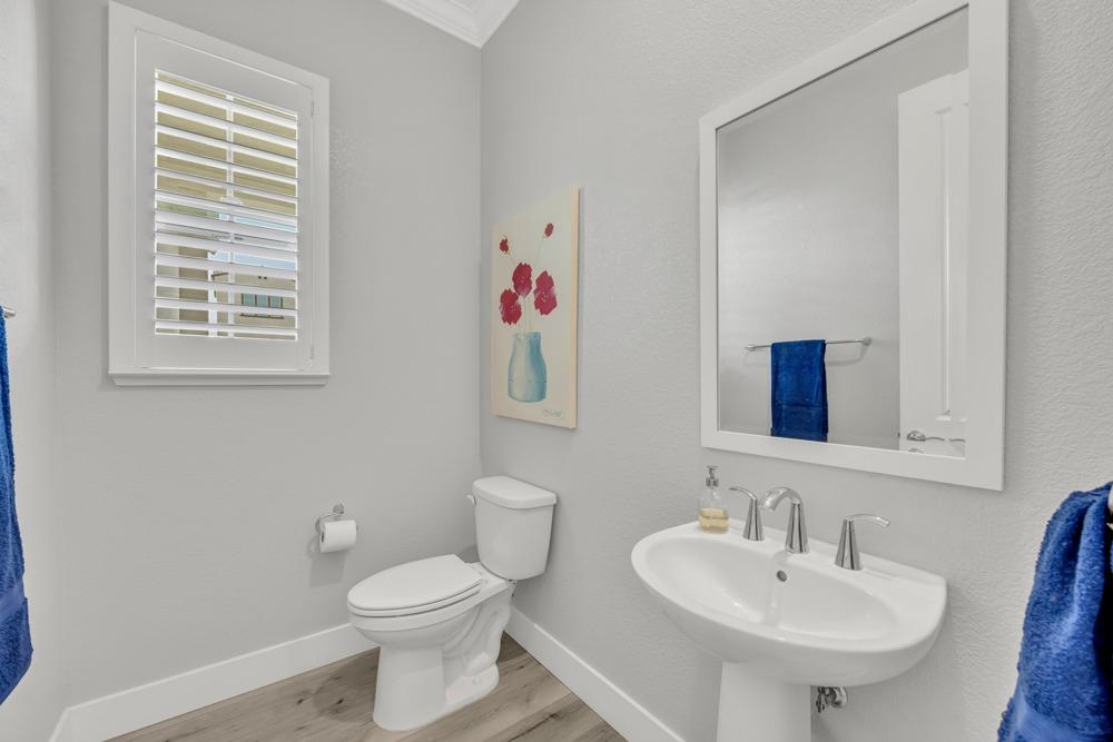 Detail Gallery Image 40 of 79 For 904 Hawks Feather Ln, Rocklin,  CA 95765 - 3 Beds | 3/1 Baths