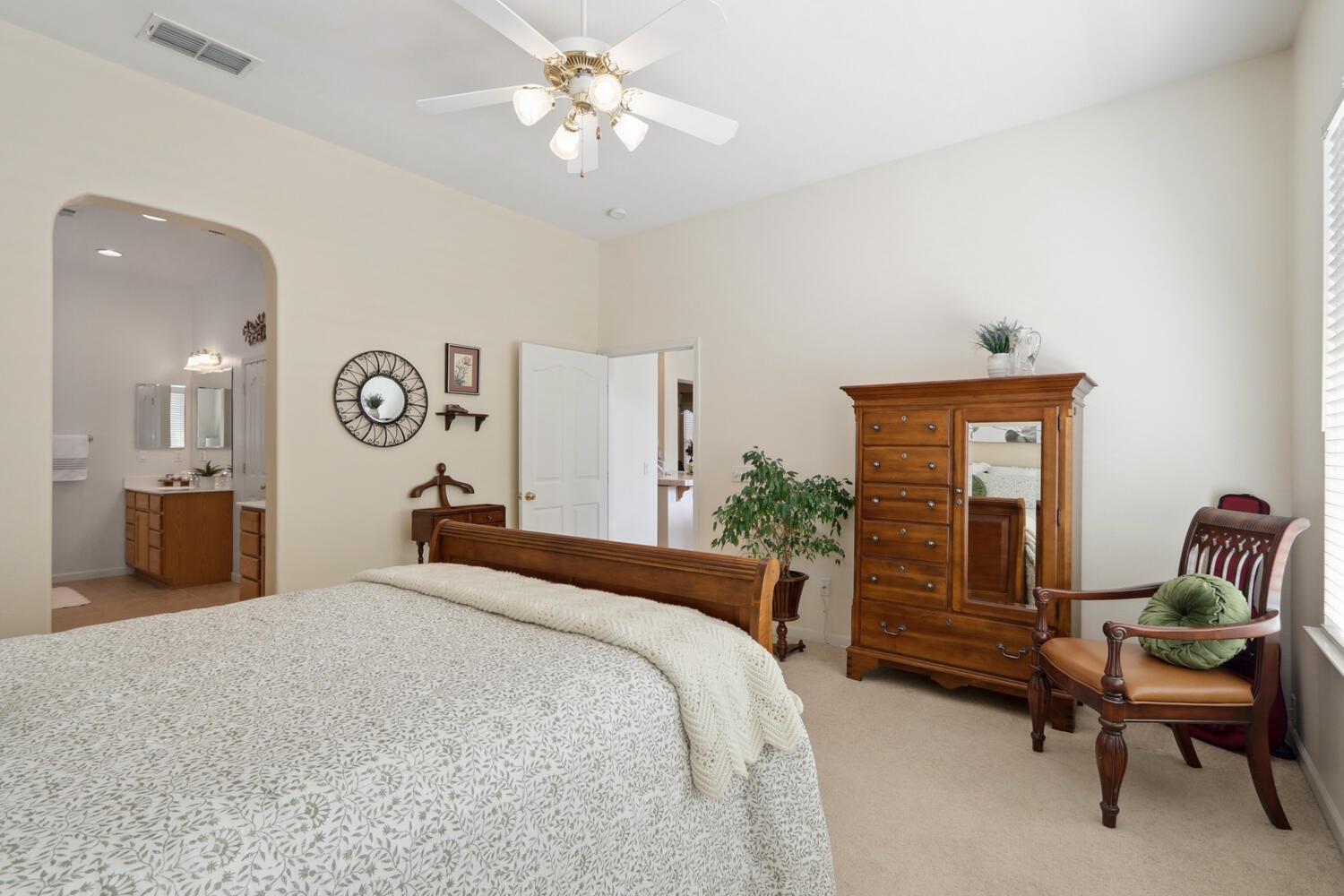 Detail Gallery Image 30 of 82 For 237 Mill Valley Cir, Sacramento,  CA 95835 - 2 Beds | 2 Baths