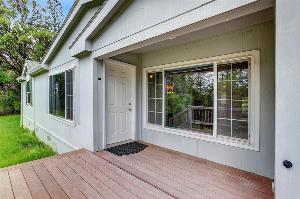 Detail Gallery Image 10 of 29 For 12696 Newtown Rd, Nevada City,  CA 95959 - 4 Beds | 2/1 Baths